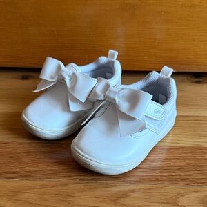 Stride Rite White Bow Shoes